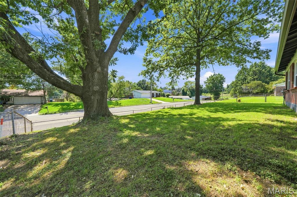 31st image of 4980 Lockwig Trl, Florissant, MO 63033 | MLS# MIS26050377