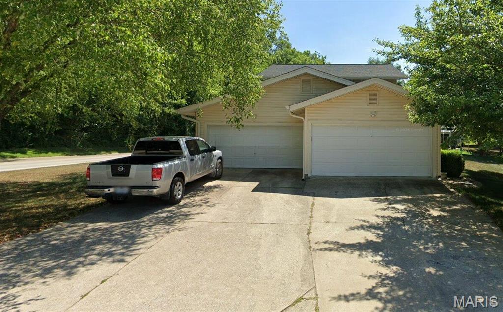 2nd image of 78 Nicole Ct, Lake Saint Louis, MO 63367 | MLS# MIS26050441