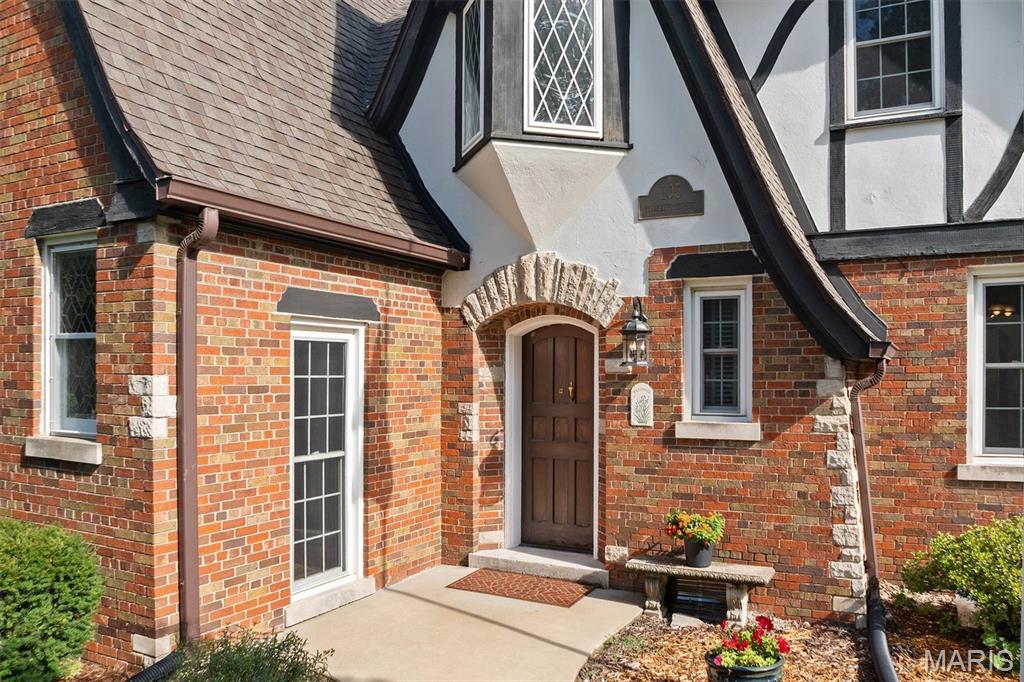 2nd image of 105 Florence St, Lebanon, IL 62254 | MLS# MIS26050550