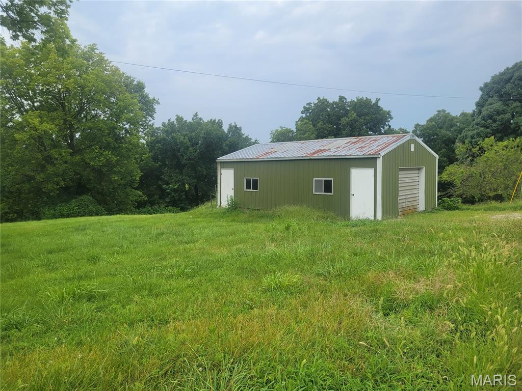 2nd image of 411 N 6th St, Elsberry, MO 63343 | MLS# MIS26050560