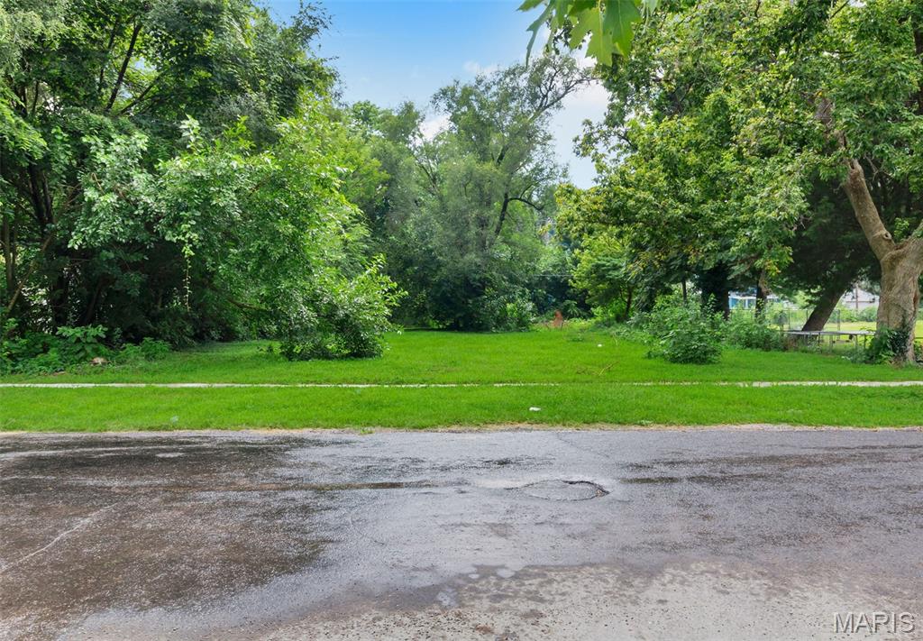 4th image of 1840 S 17Th St, Springfield, IL 62703 | MLS# MIS26050578