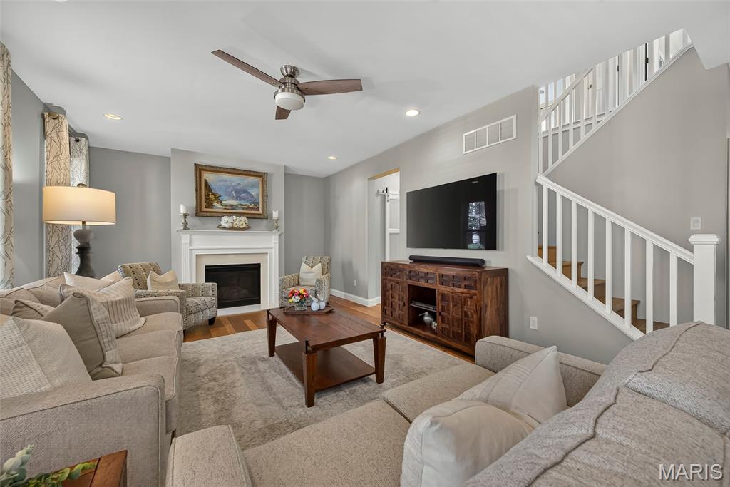 3rd image of 3253 Camp St, Saint Charles, MO 63301 | MLS# MIS26050582
