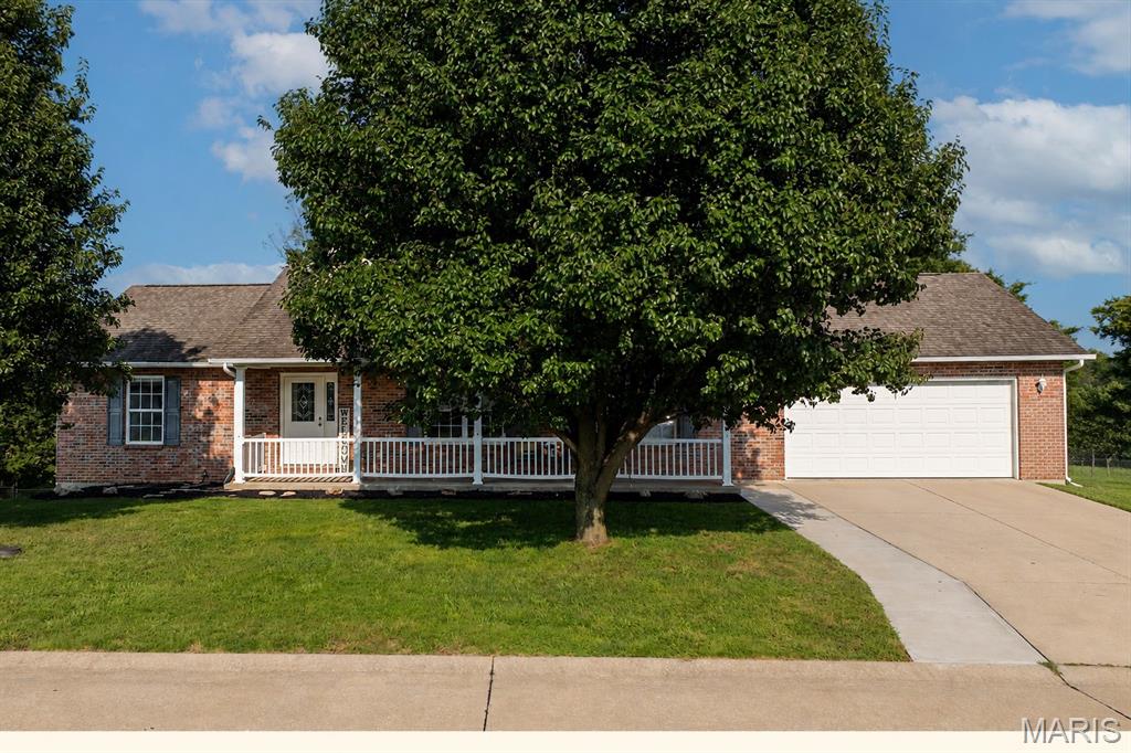 2nd image of 467 Oak Meadow Dr, Jackson, MO 63755 | MLS# MIS26050627