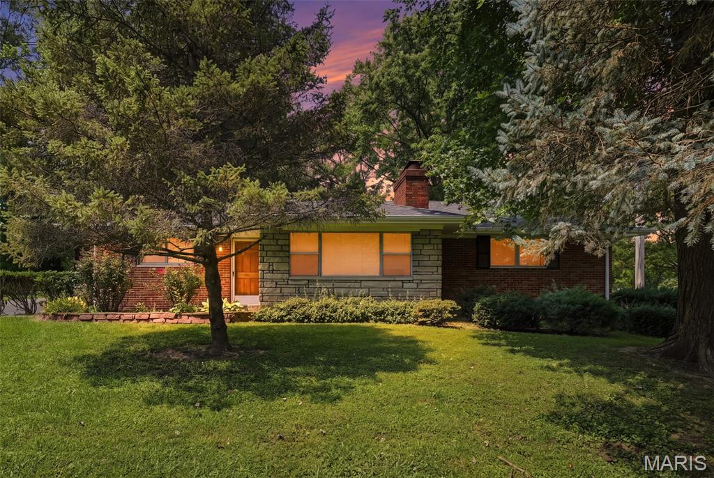 2nd image of 1329 Coburg Lands Dr, Saint Louis, MO 63137 | MLS# MIS26050635