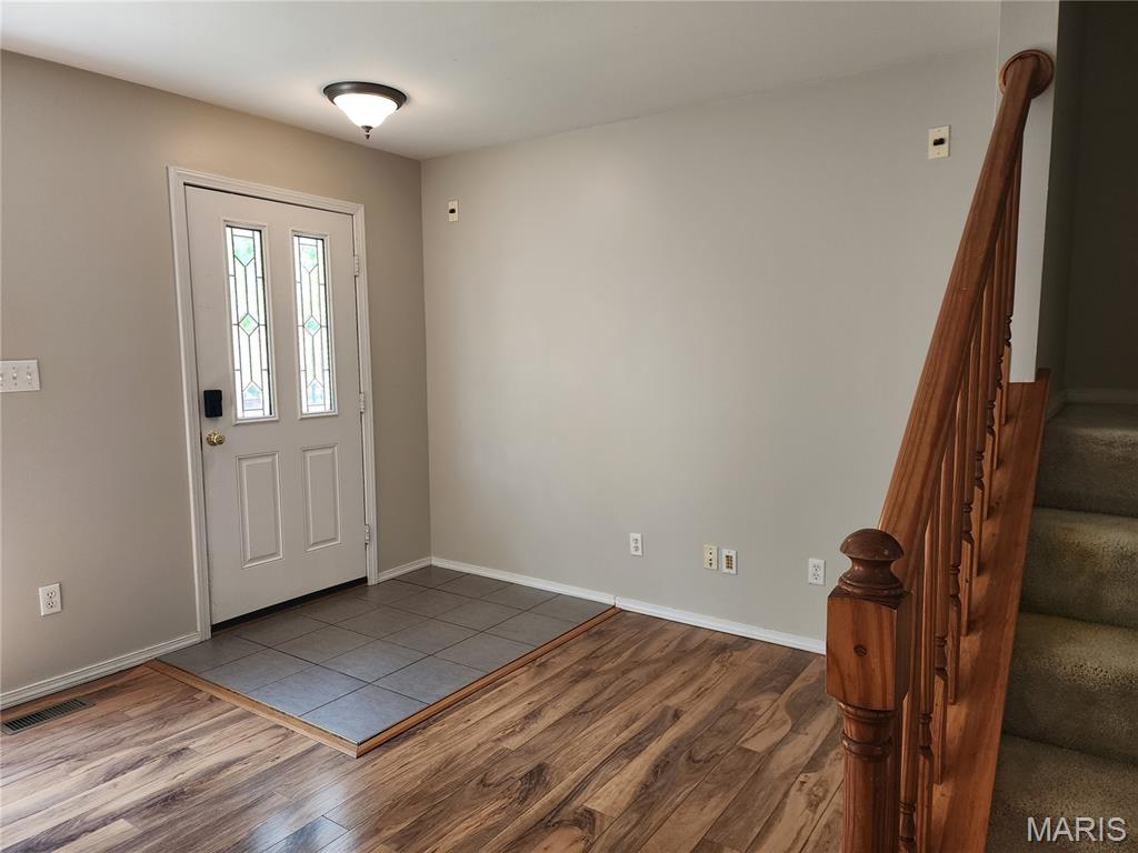 3rd image of 321 Heritage Commons Cir, O Fallon, MO 63368 | MLS# MIS26050659
