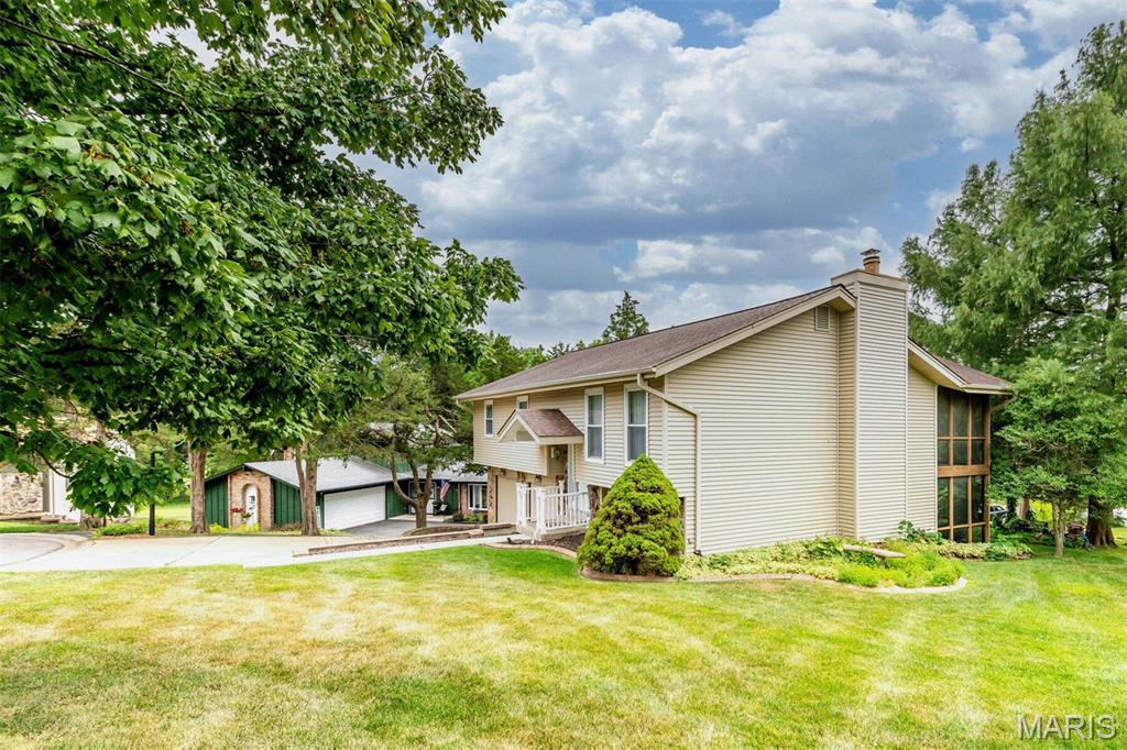 51st image of 813 Edgewood Dr, Lake Saint Louis, MO 63367 | MLS# MIS26050661