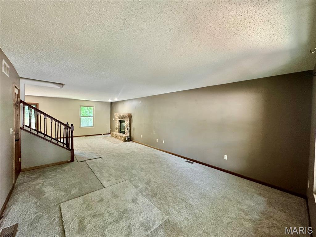 5th image of 1634 Progress Ln, Belleville, IL 62221 | MLS# MIS26050697