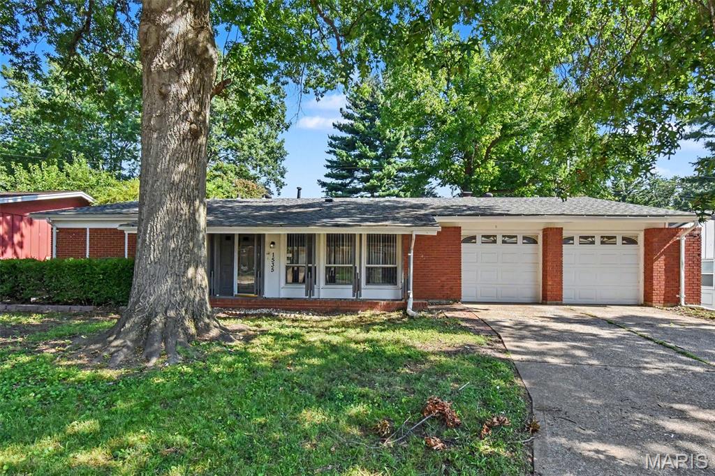 1st image of 1535 Surf Side Dr, Saint Louis, MO 63138 | MLS# MIS26050733