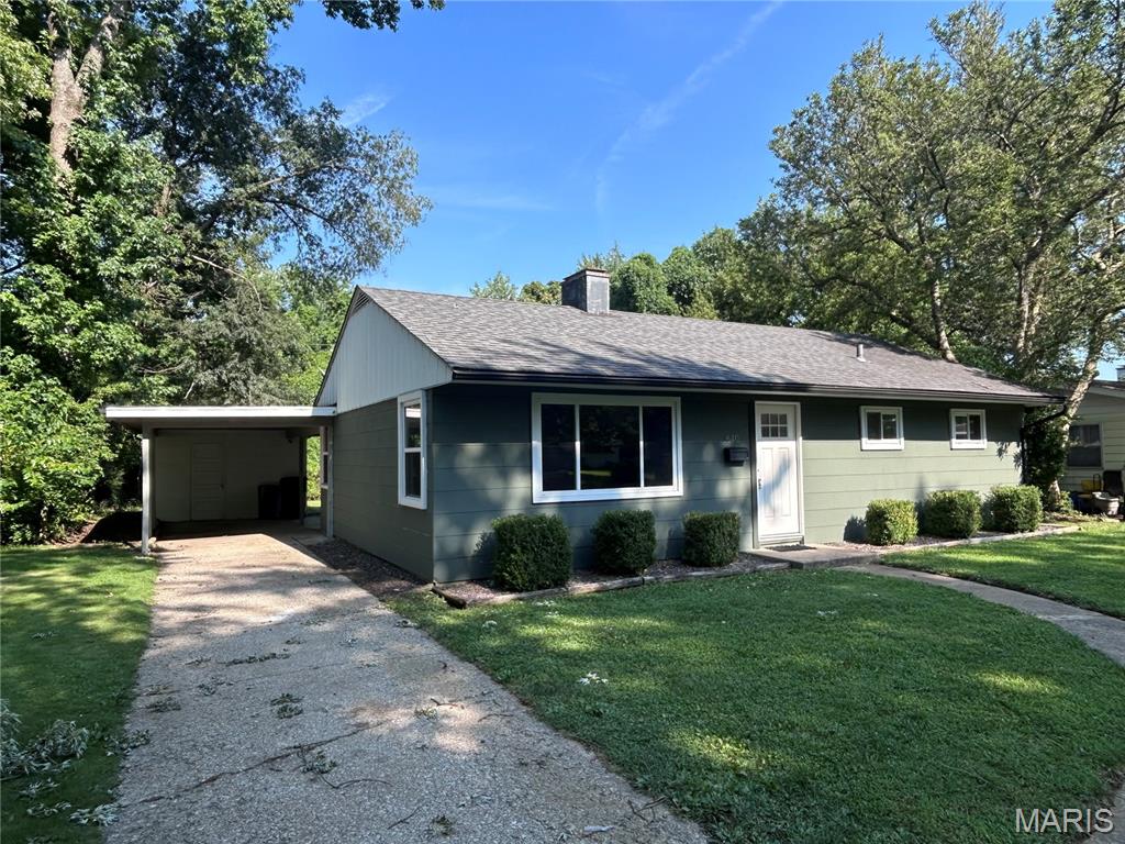 1st image of 640 Devonshire Dr, Belleville, IL 62226 | MLS# MIS26050771
