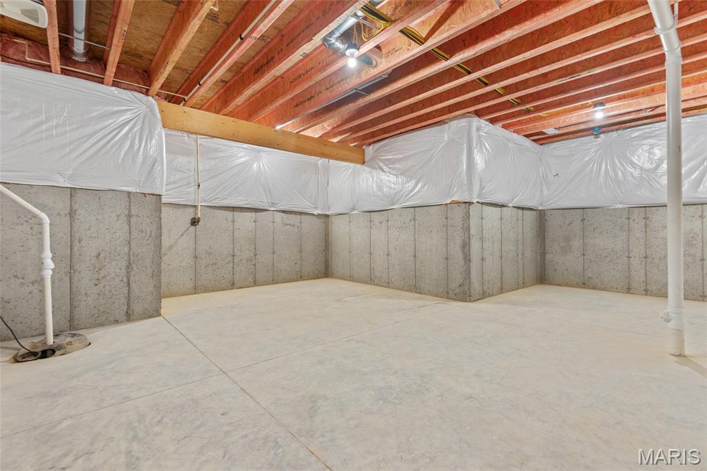 63rd image of 254 Smola Woods Ct, Glen Carbon, IL 62034 | MLS# MIS26050812