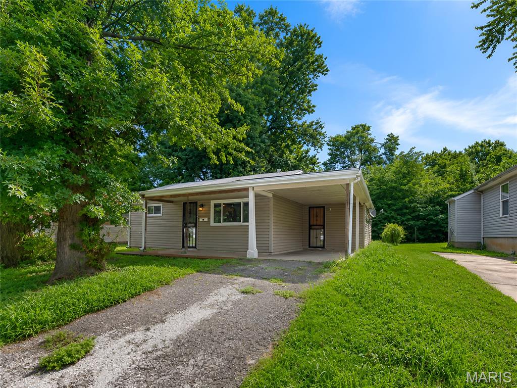 1st image of 10108 Earl Dr, Saint Louis, MO 63136 | MLS# MIS26050817
