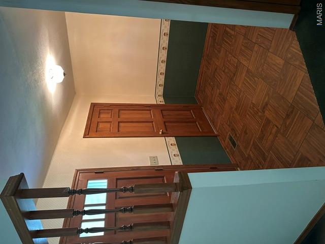2nd image of 305 Sunny Acres Dr, Doniphan, MO 63935 | MLS# MIS26050872