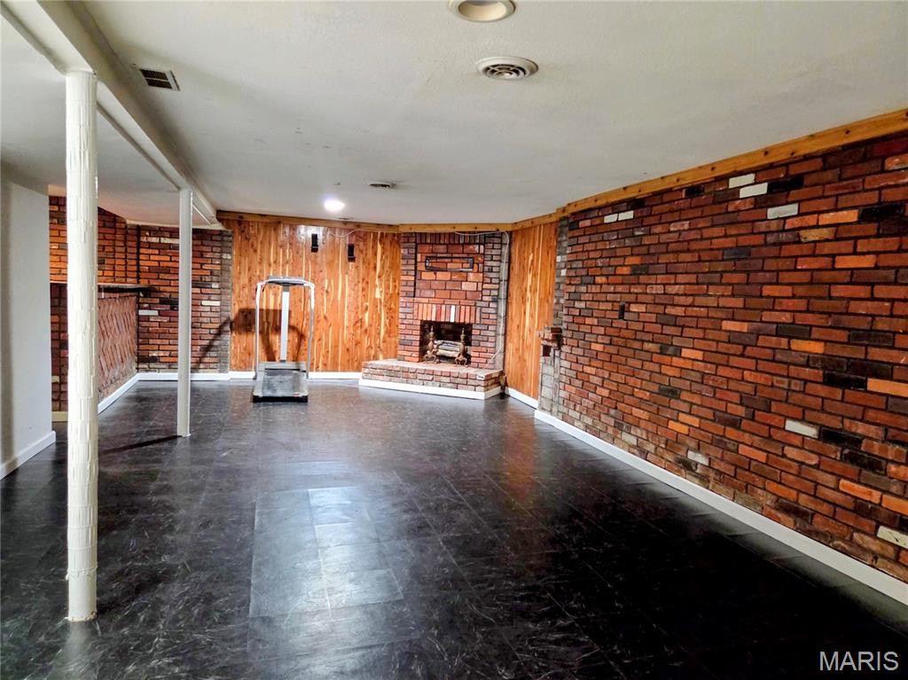 5th image of 1750 Beverly Dr, Florissant, MO 63031 | MLS# MIS26050940