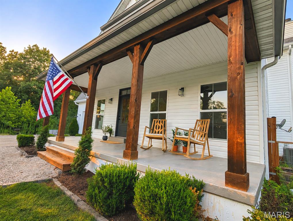 2nd image of 272 Spring House Vly, Pacific, MO 63069 | MLS# MIS26050941