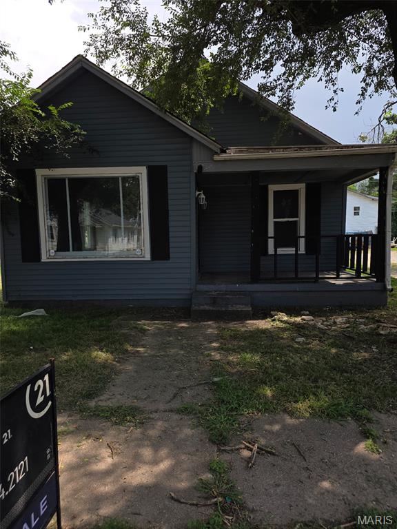 1st image of 733 Matthews Ave, Sikeston, MO 63801 | MLS# MIS26050960