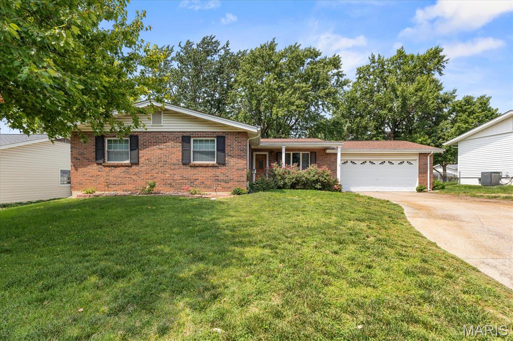 1st image of 1001 Wilmington Dr, Saint Charles, MO 63301 | MLS# MIS26050977
