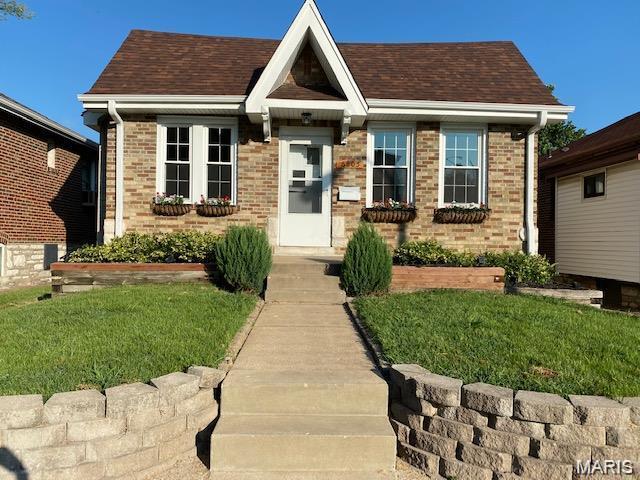 1st image of 6805 Parkwood Pl, St Louis, MO 63116 | MLS# MIS26051036