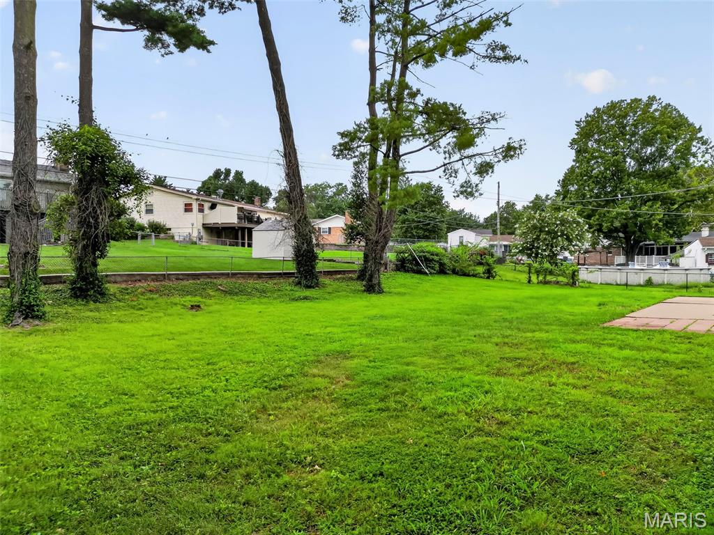 27th image of 1121 Wedgewood Dr, Saint Charles, MO 63303 | MLS# MIS26051044