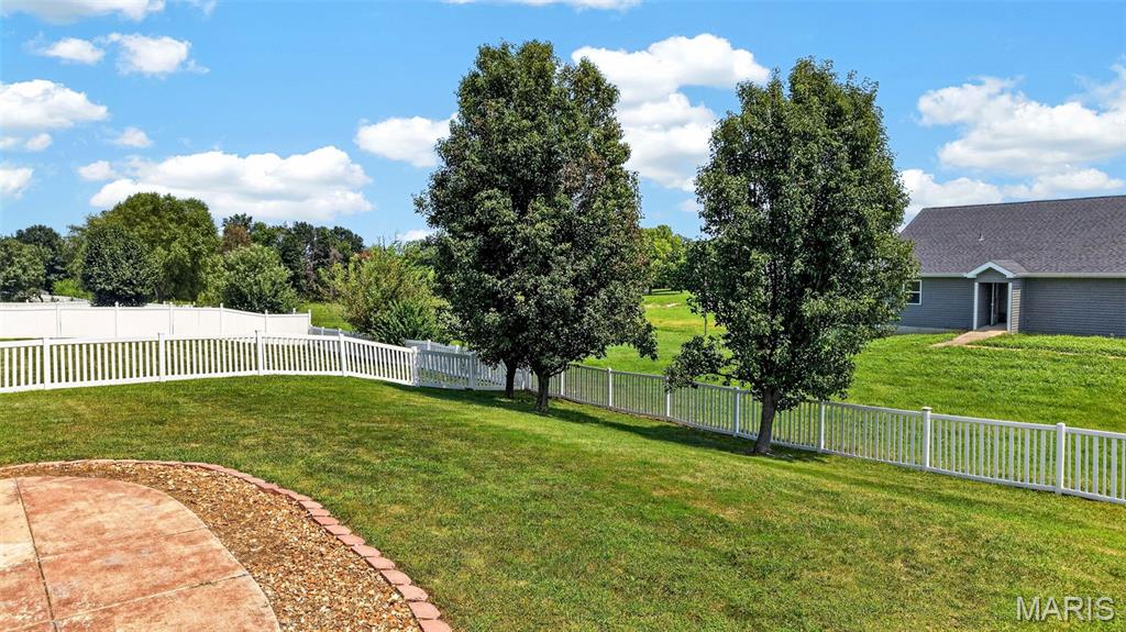 35th image of 225 Brookstone Creek Dr, Wentzville, MO 63385 | MLS# MIS26051060