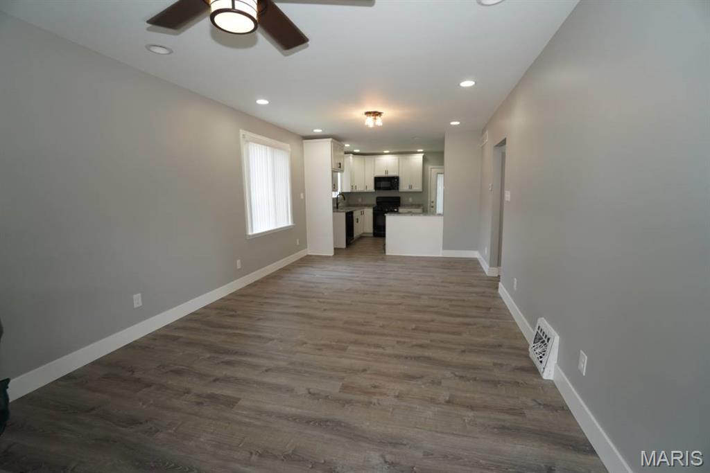4th image of 2716 Idaho Ave, Granite City, IL 62040 | MLS# MIS26051075