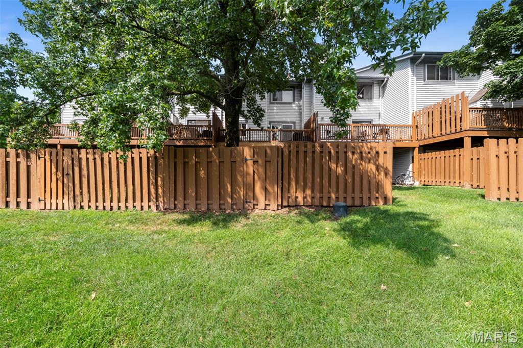 40th image of 1222 Meramec Heights Dr, Ballwin, MO 63021 | MLS# MIS26051080