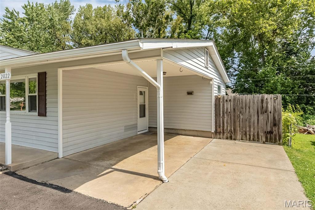 4th image of 2022 Dawson Dr, Saint Charles, MO 63301 | MLS# MIS26051096