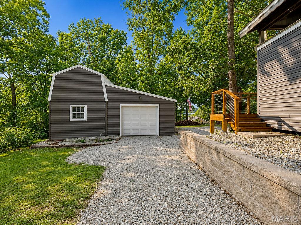 2nd image of 8895 Victoria Ln, French Village, MO 63036 | MLS# MIS26051115