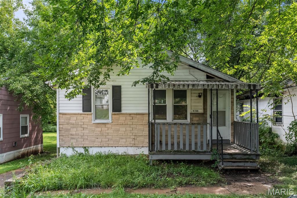 1st image of 9708 Winkler Dr, Saint Louis, MO 63136 | MLS# MIS26051217