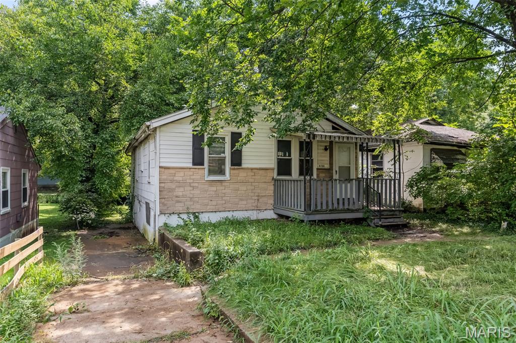 2nd image of 9708 Winkler Dr, Saint Louis, MO 63136 | MLS# MIS26051217