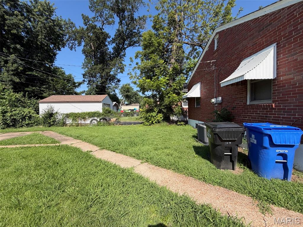 2nd image of 8300 Orchard Ave, Saint Louis, MO 63132 | MLS# MIS26051231