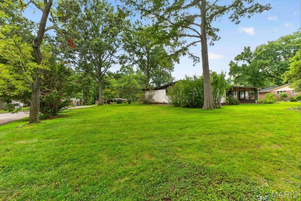 54th image of 401 Andover Ln, Ballwin, MO 63011 | MLS# MIS26051242