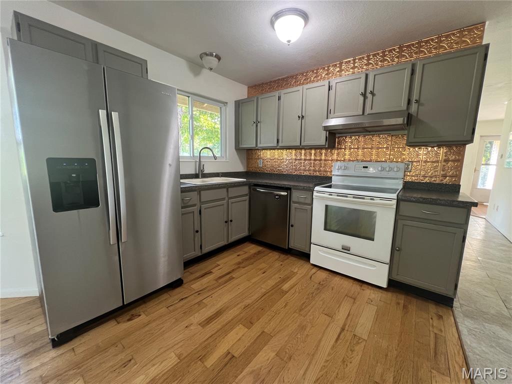4th image of 418 Forest Ln, Saint James, MO 65559 | MLS# MIS26051321