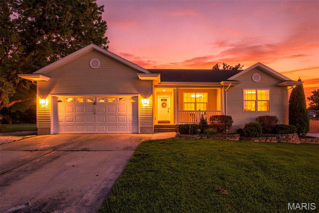 2nd image of 1408 Redwood Dr, Saint Clair, MO 63077 | MLS# MIS26051335