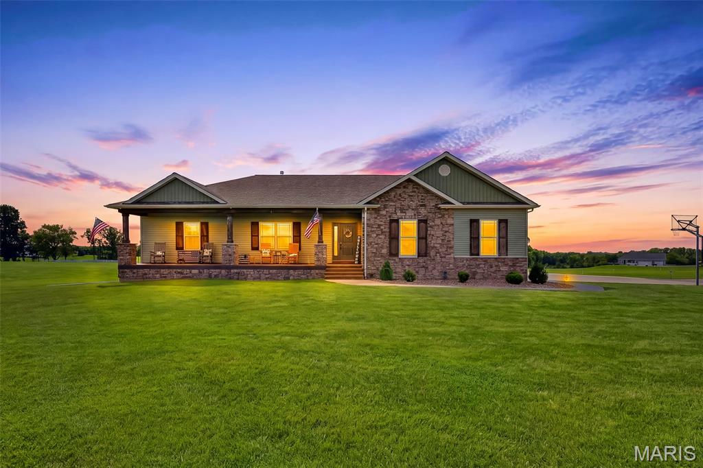 1st image of 2 Condor Ridge Ct, Silex, MO 63377 | MLS# MIS26051388