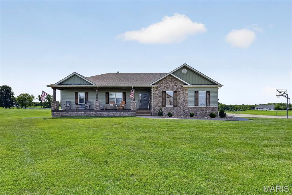 2nd image of 2 Condor Ridge Ct, Silex, MO 63377 | MLS# MIS26051388