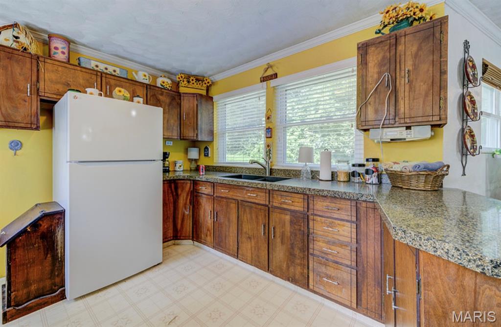 image of 10443 Decker Ave, Saint Louis, MO 63114 | MLS# MIS26051402