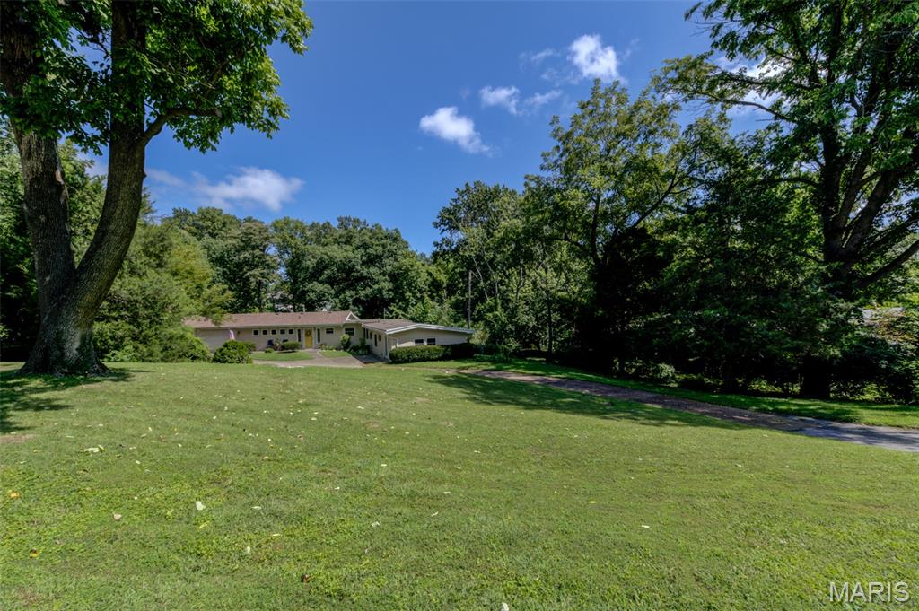 18th image of 10443 Decker Ave, Saint Louis, MO 63114 | MLS# MIS26051402
