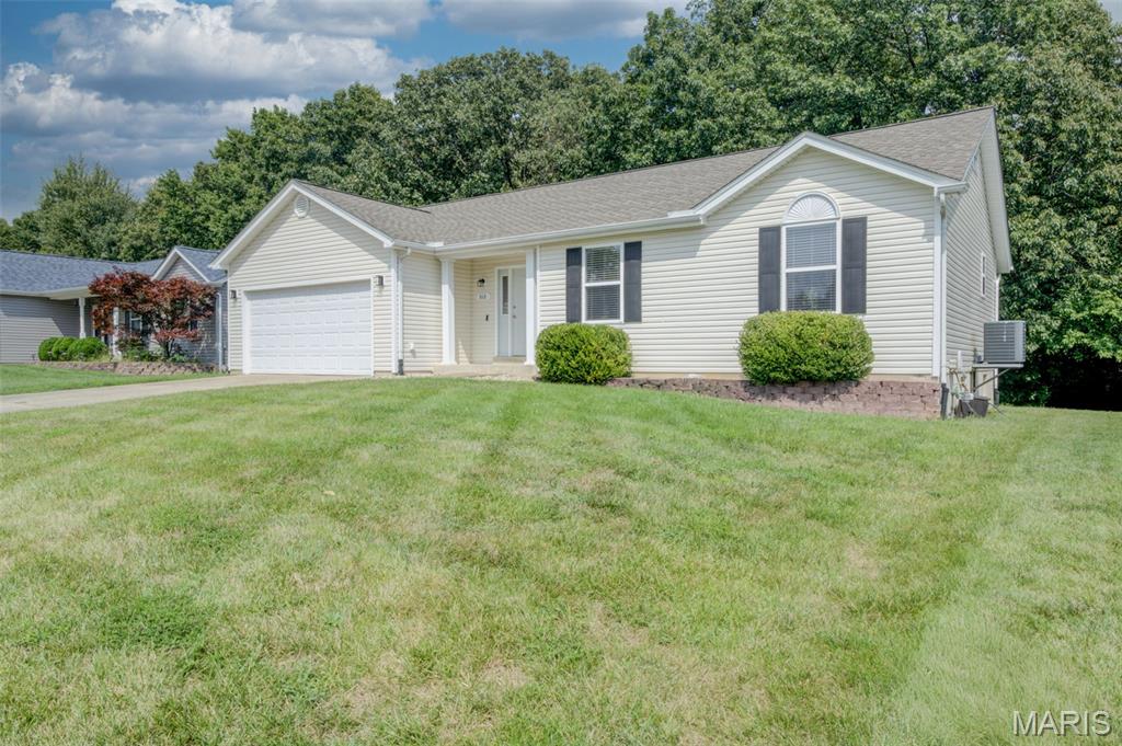 4th image of 868 Molloy Dr, O Fallon, MO 63366 | MLS# MIS26051420