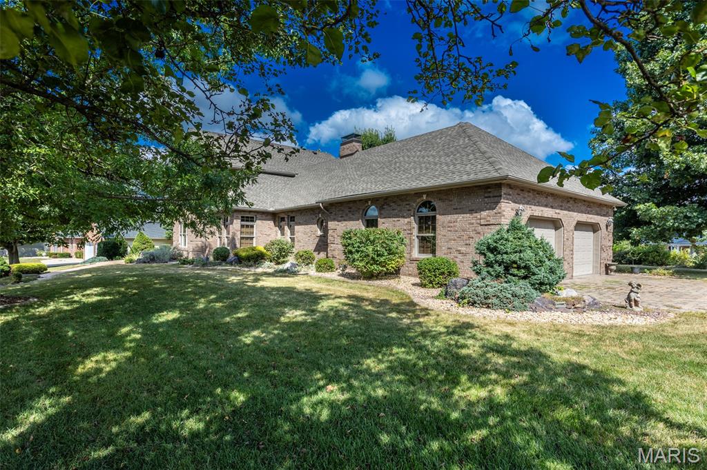 2nd image of 1300 White Oak Trl, Godfrey, IL 62035 | MLS# MIS26051426