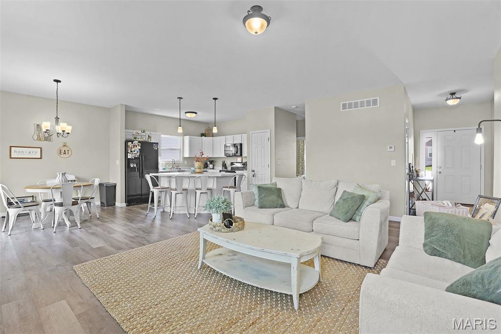 5th image of 2204 Grit Ct, Washington, MO 63090 | MLS# MIS26051429