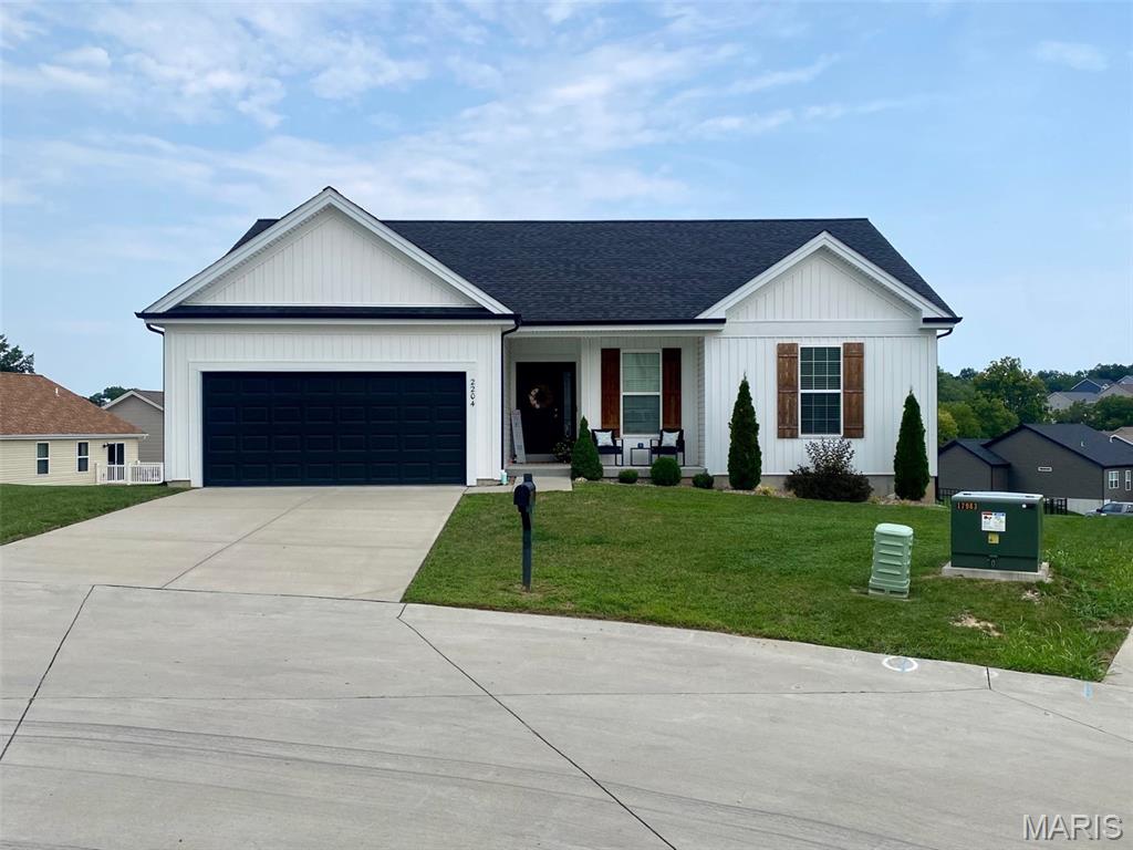 1st image of 2204 Grit Ct, Washington, MO 63090 | MLS# MIS26051429