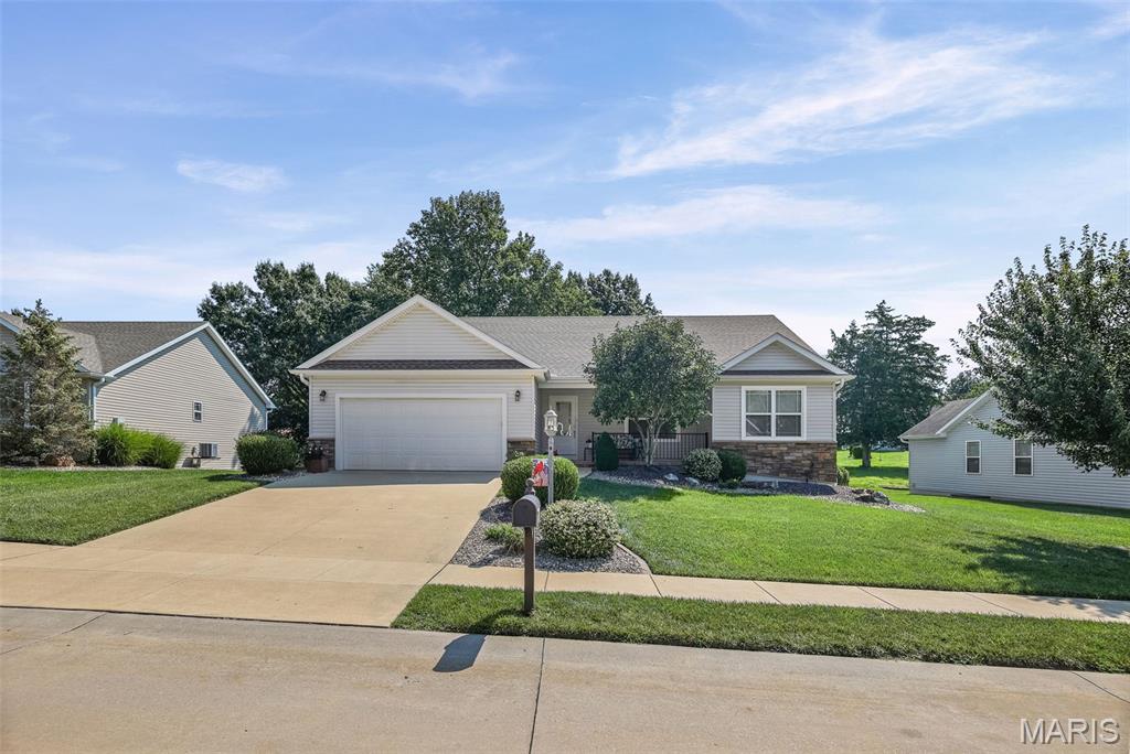 1st image of 6409 Winter Ct, Godfrey, IL 62035 | MLS# MIS26051470