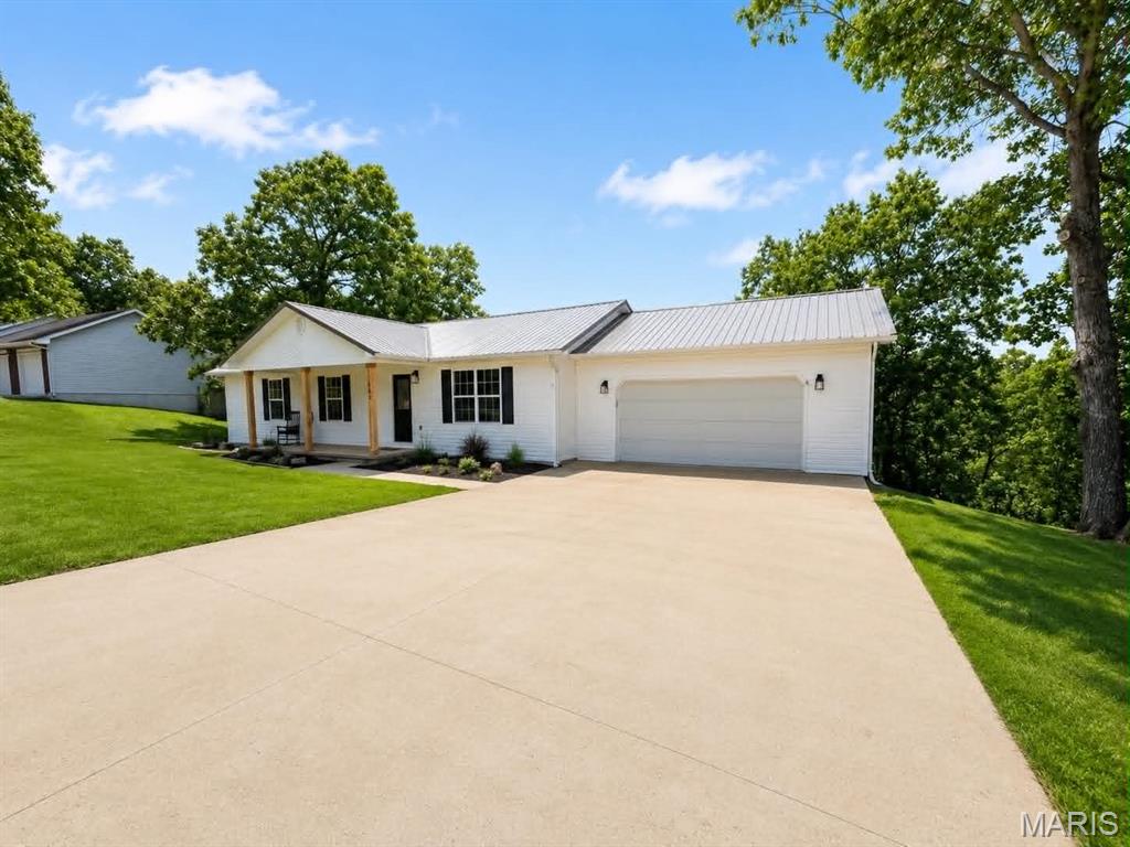 2nd image of 17080 Lensman Rd, Saint Robert, MO 65584 | MLS# MIS26051488