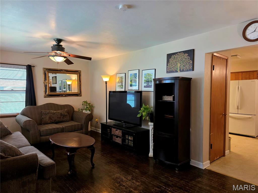4th image of 19 E 11Th St, Washington, MO 63090 | MLS# MIS26051503
