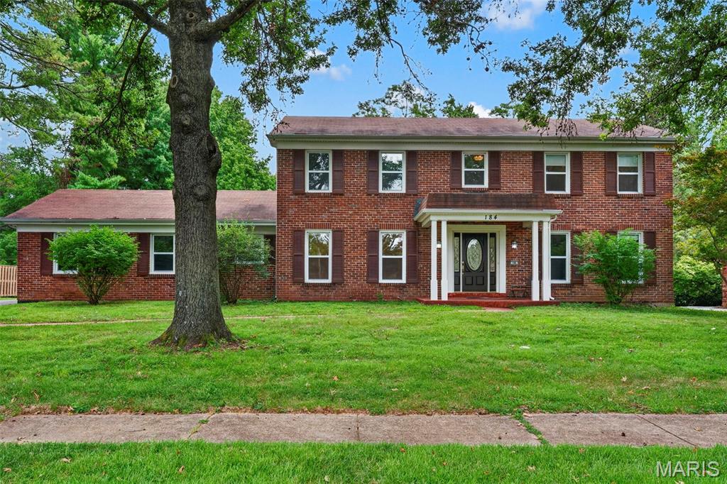 2nd image of 184 Gunston Hall Ct, Chesterfield, MO 63017 | MLS# MIS26051548