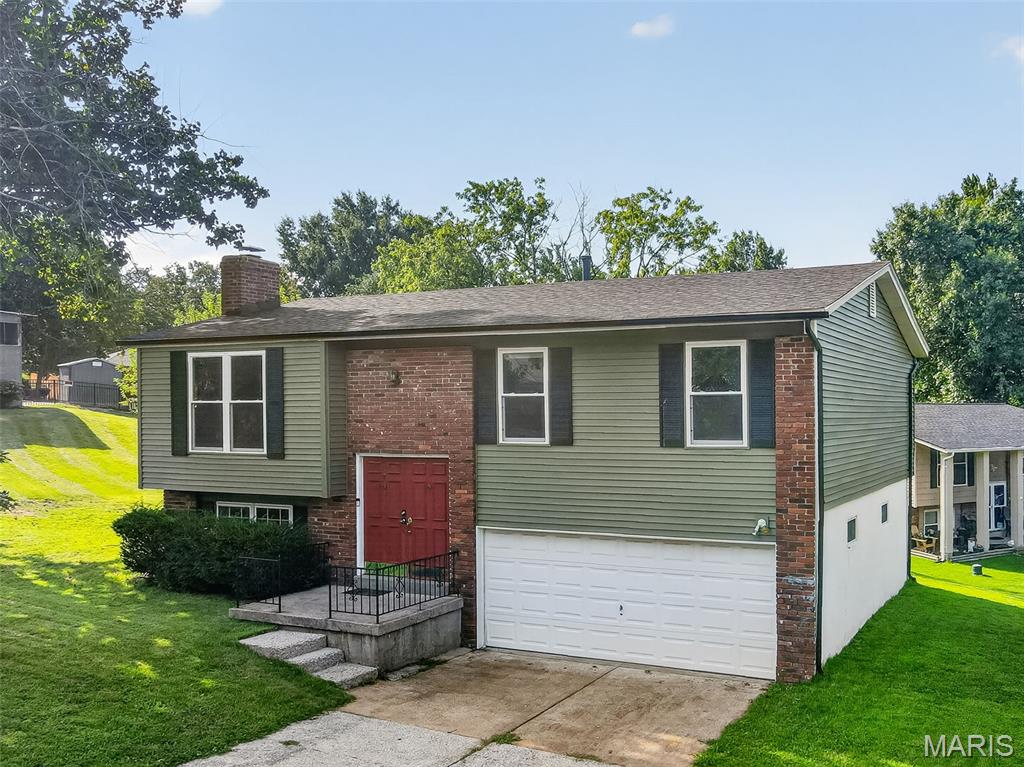 2nd image of 6 Golden Oak Ct, Valley Park, MO 63088 | MLS# MIS26051564