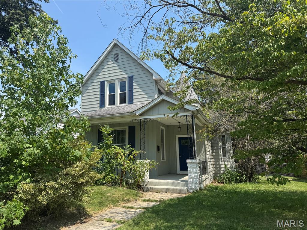 2nd image of 407 Portland Ave, Belleville, IL 62220 | MLS# MIS26051577