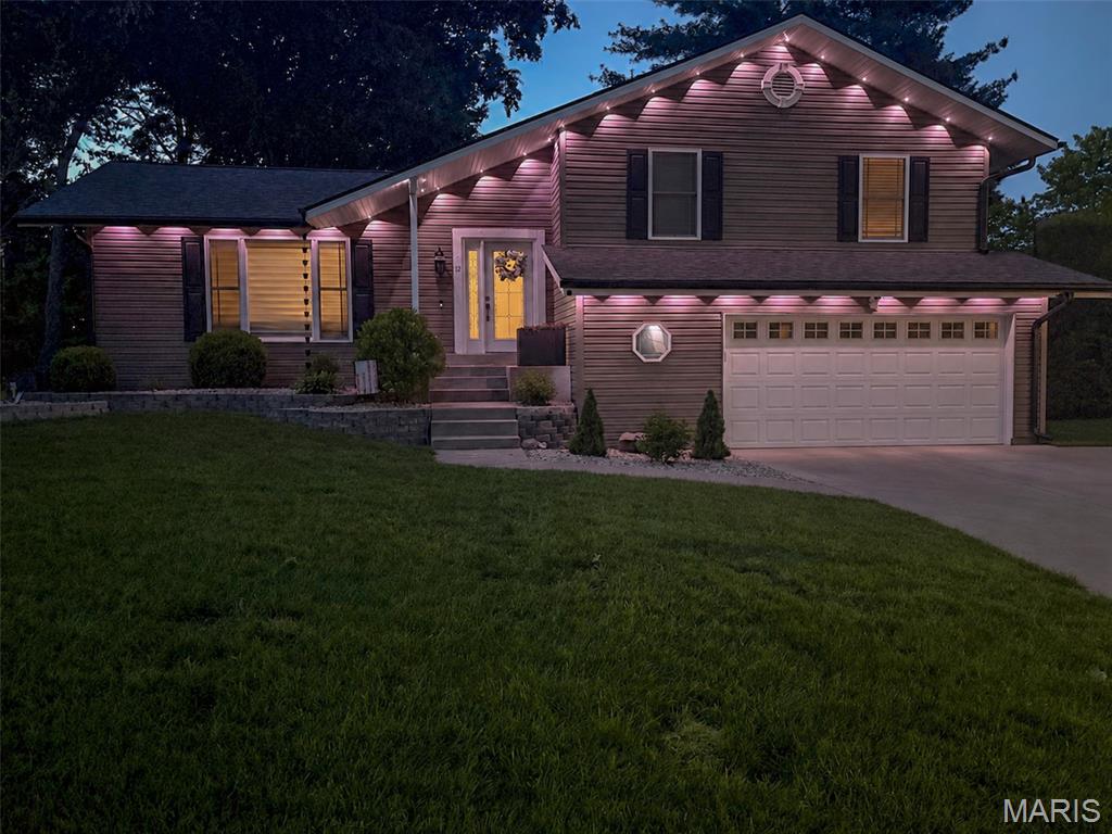 31st image of 12 Pyrenees Dr, Lake Saint Louis, MO 63367 | MLS# MIS26051637