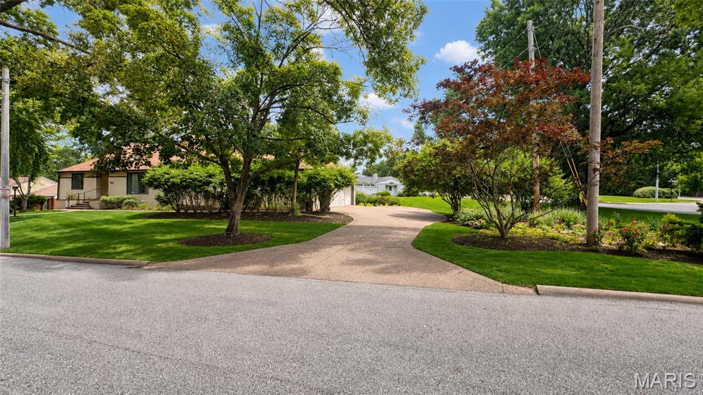 2nd image of (Undisclosed), Saint Louis, MO 63132 | MLS# MIS26051646