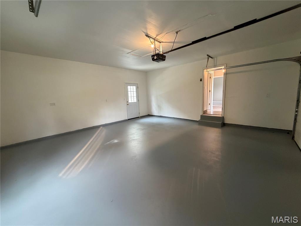 33rd image of 1002 Sara Jane Ln, St Clair, MO 63077 | MLS# MIS26051647